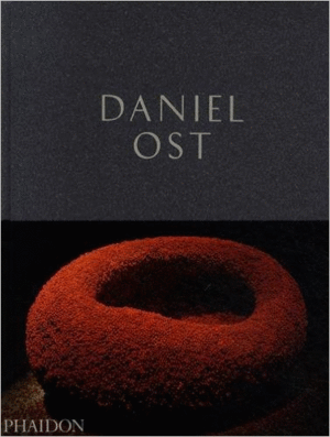DANIEL OST: FLORAL ART AND THE BEAUTY OF IMPERMANENCE
