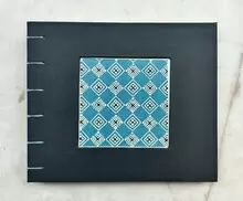 ÁLBUM COPTA CON VENTANA CHIYOGAMI